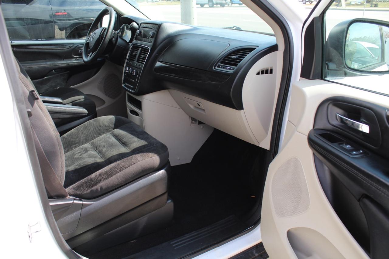 2019 Dodge Grand Caravan SE C/V Ladder Rack Divider Photo