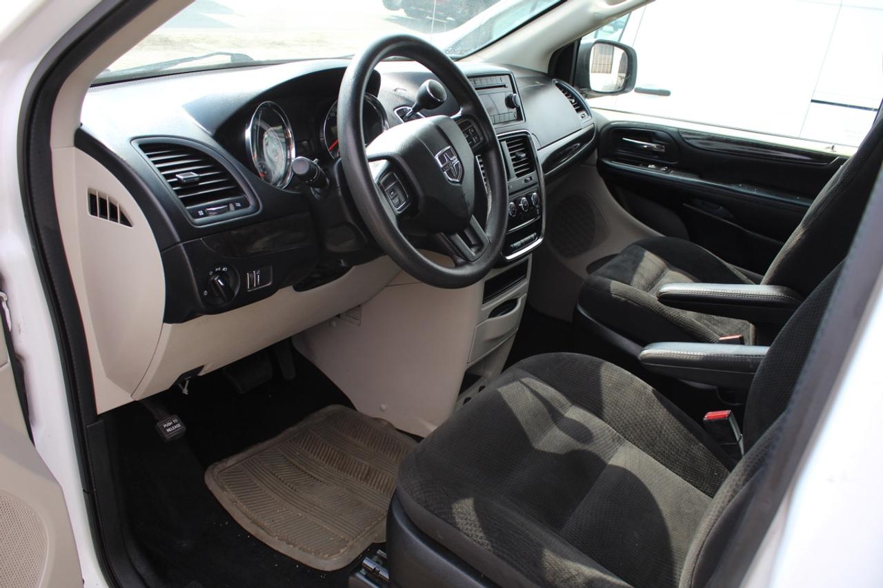 2019 Dodge Grand Caravan SE C/V Ladder Rack Divider Photo