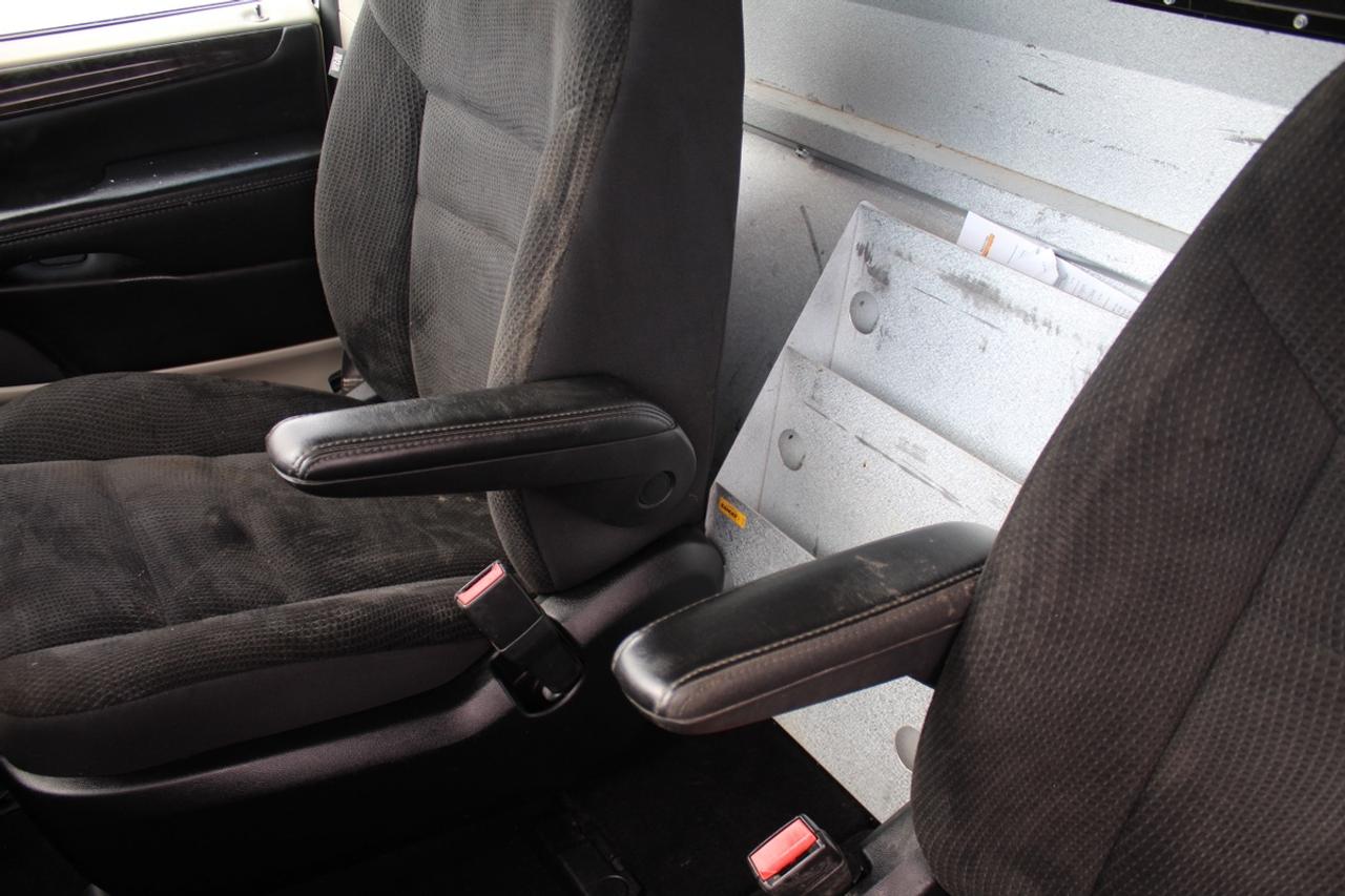 2019 Dodge Grand Caravan SE C/V Ladder Rack Divider Photo