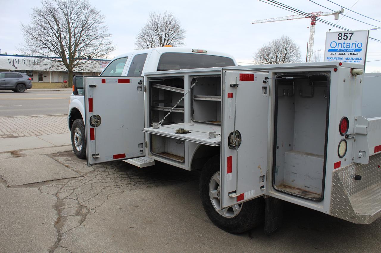 2014 Ford F-250 SUPER DUTY XLT 4WD utility SRW Photo2