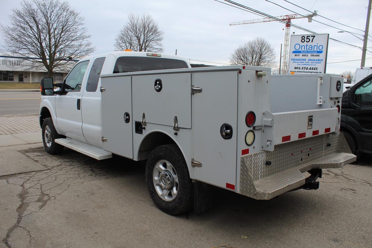 2014 Ford F-250 SUPER DUTY XLT 4WD utility SRW Photo