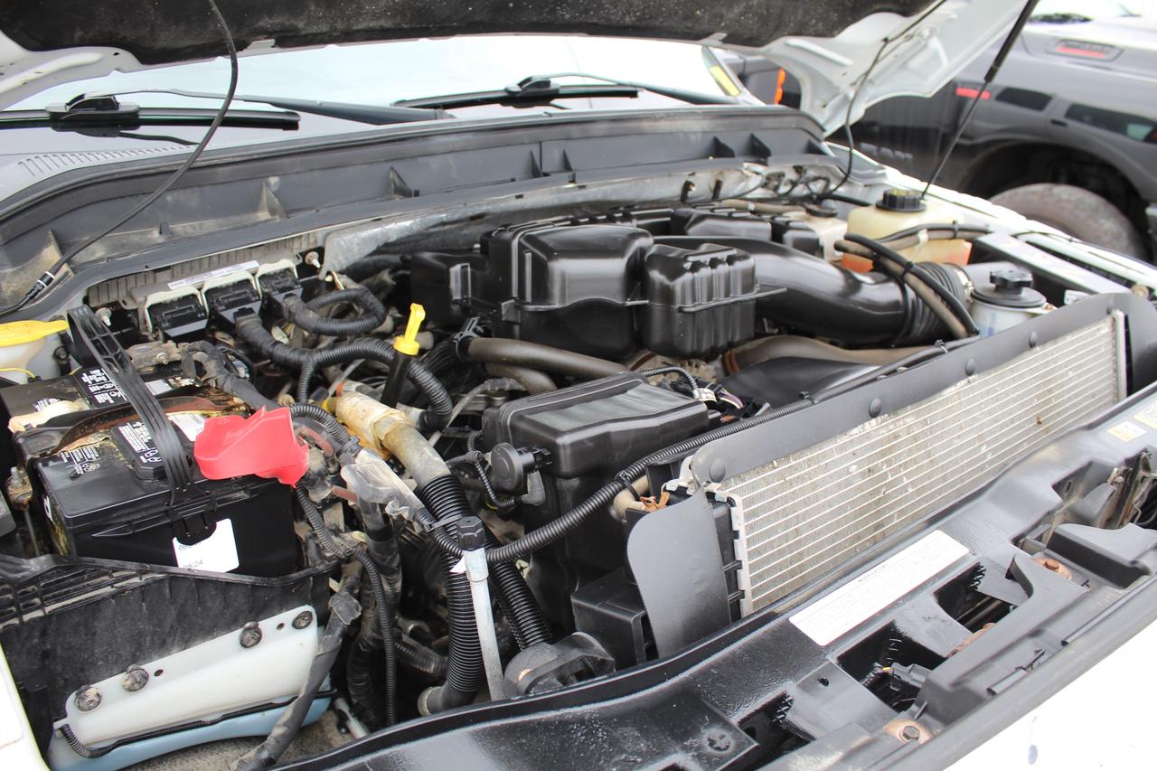 2014 Ford F-250 SUPER DUTY XLT 4WD utility SRW Photo