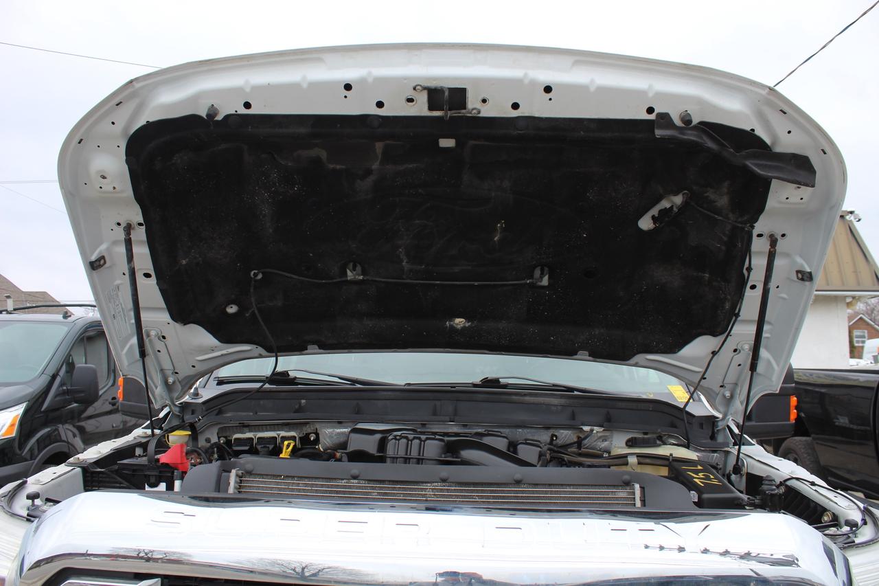 2014 Ford F-250 SUPER DUTY XLT 4WD utility SRW Photo