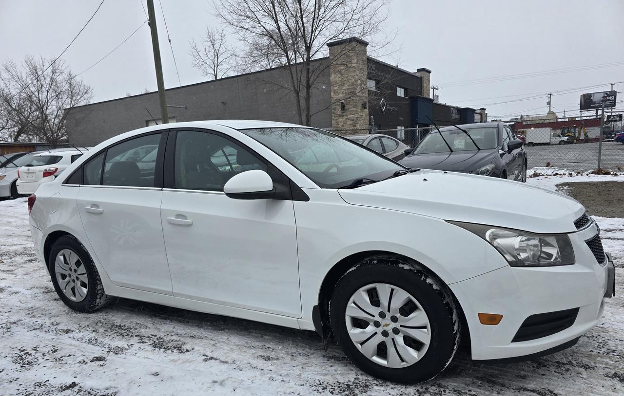 2014 Chevrolet Cruze 1LT Photo
