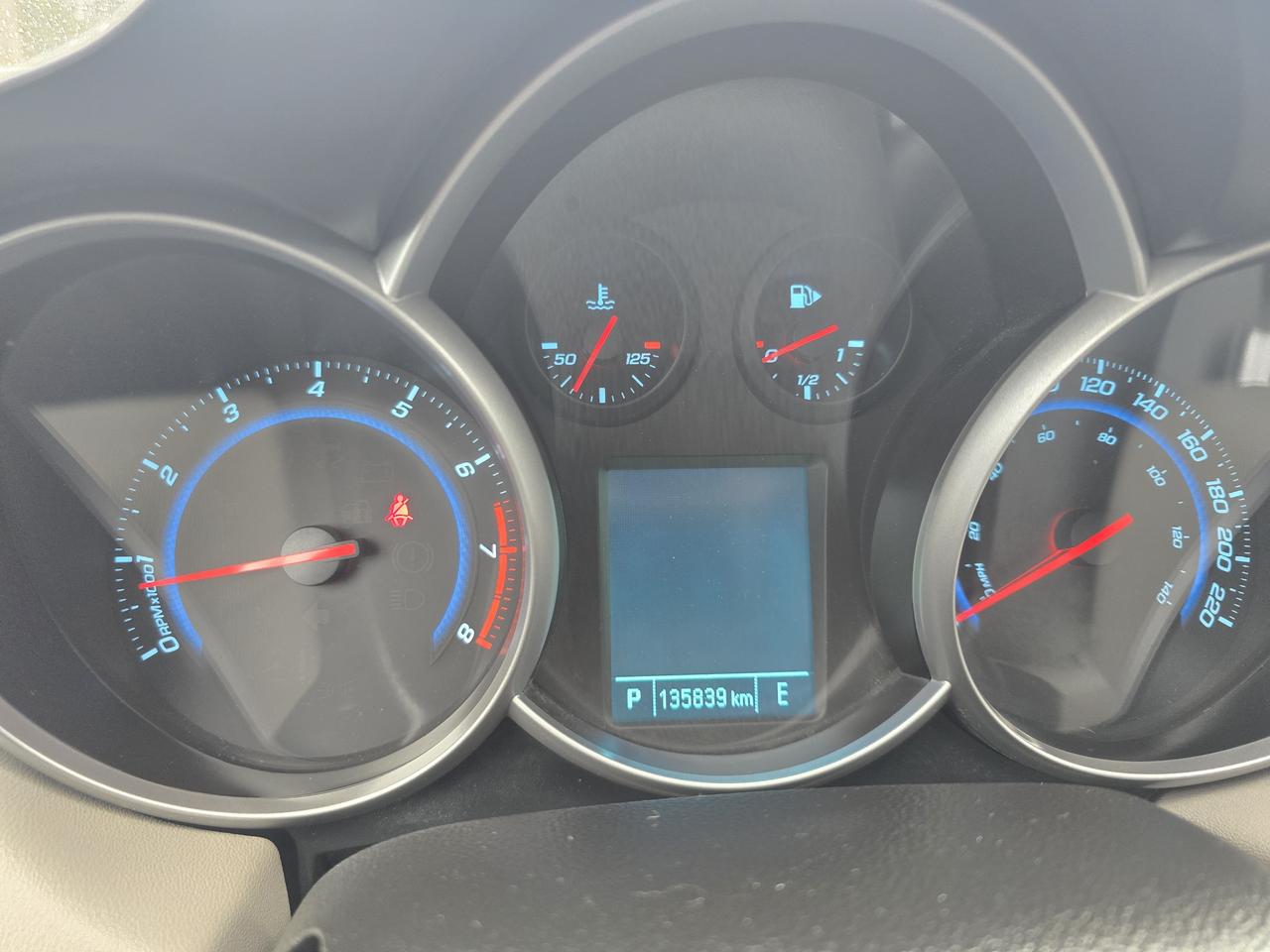 2014 Chevrolet Cruze 1LT Photo