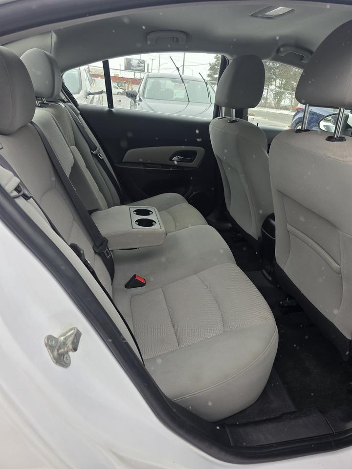 2014 Chevrolet Cruze 1LT Photo