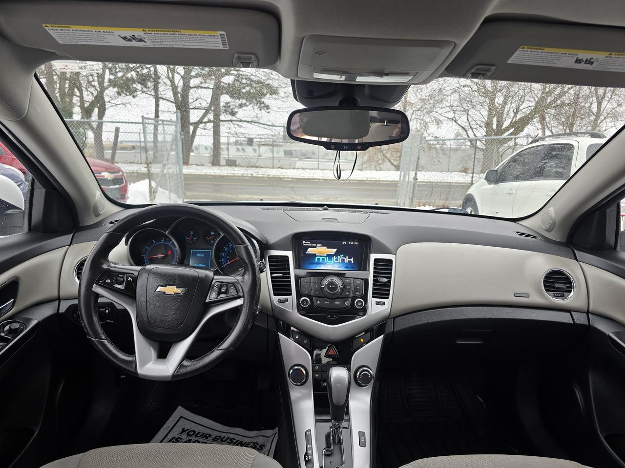 2014 Chevrolet Cruze 1LT Photo