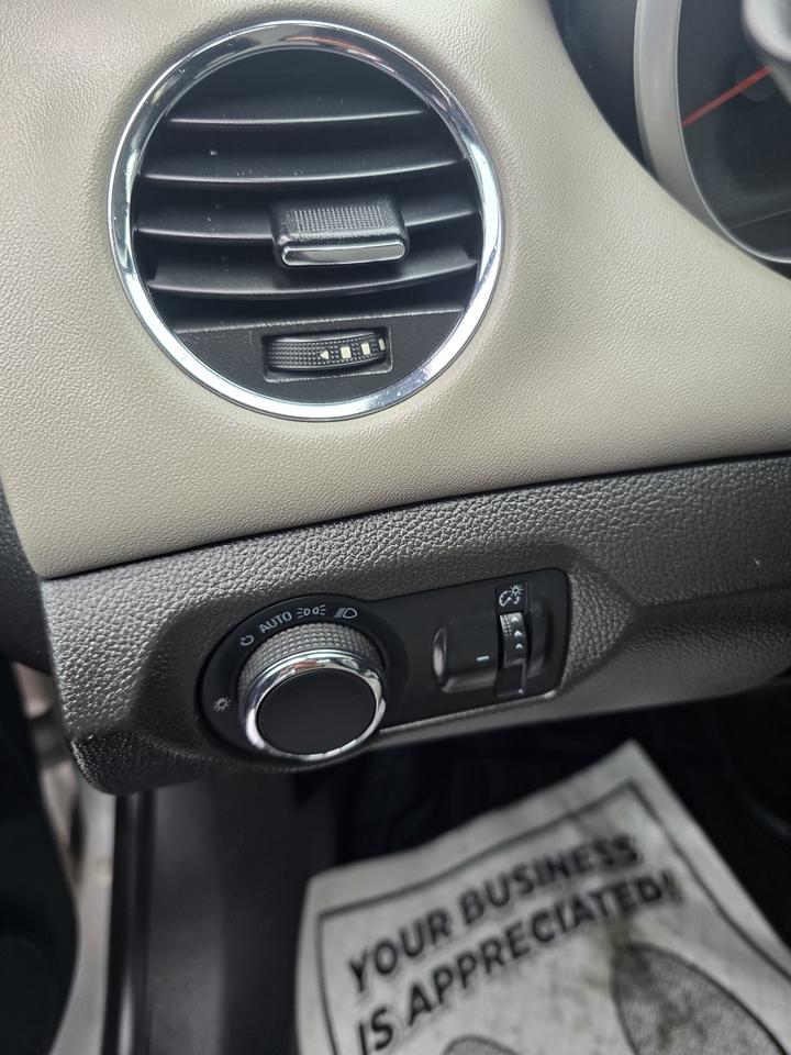 2014 Chevrolet Cruze 1LT Photo