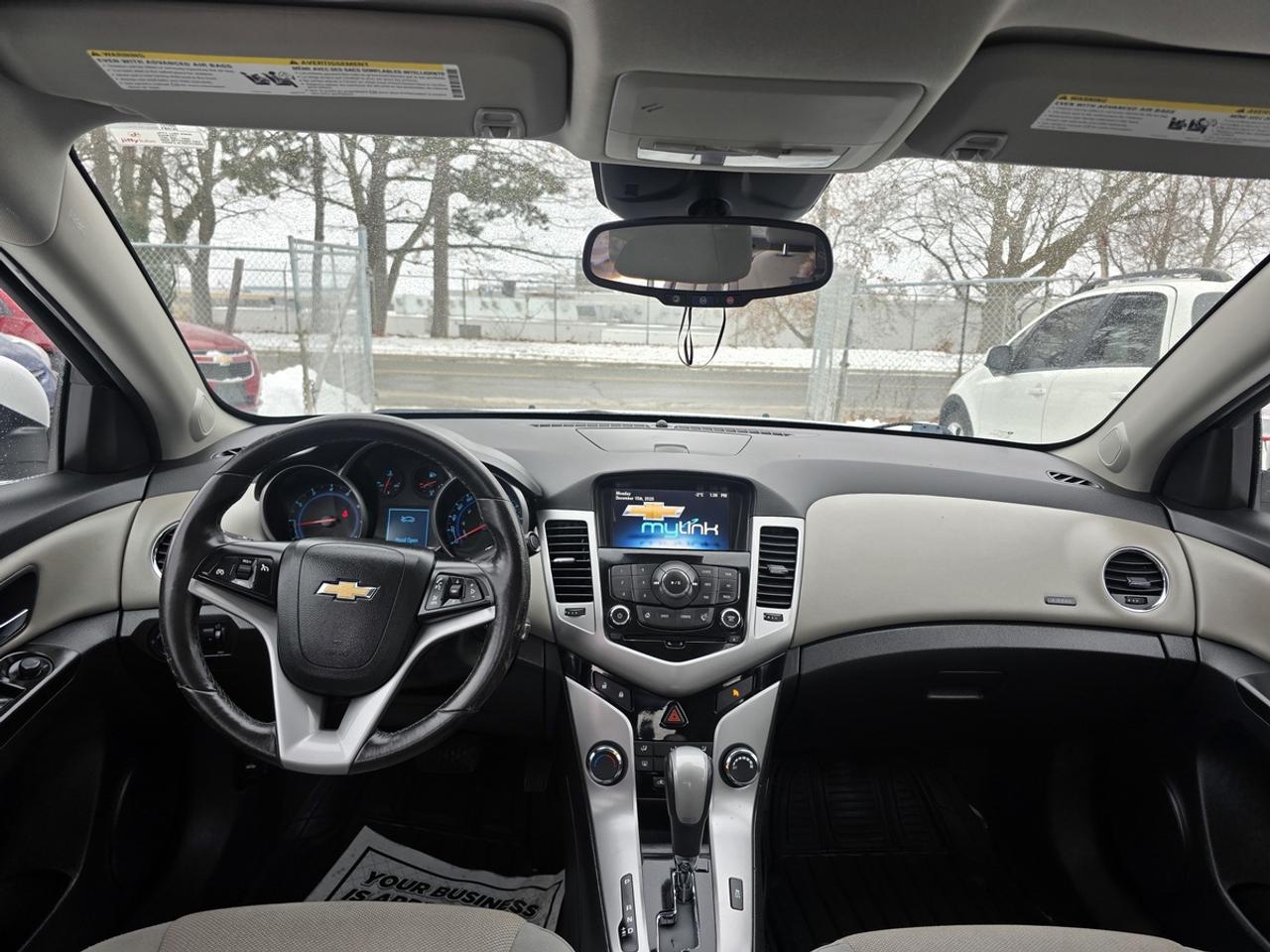2014 Chevrolet Cruze 1LT Photo