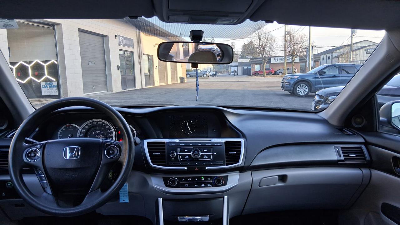 2014 Honda Accord LX Photo