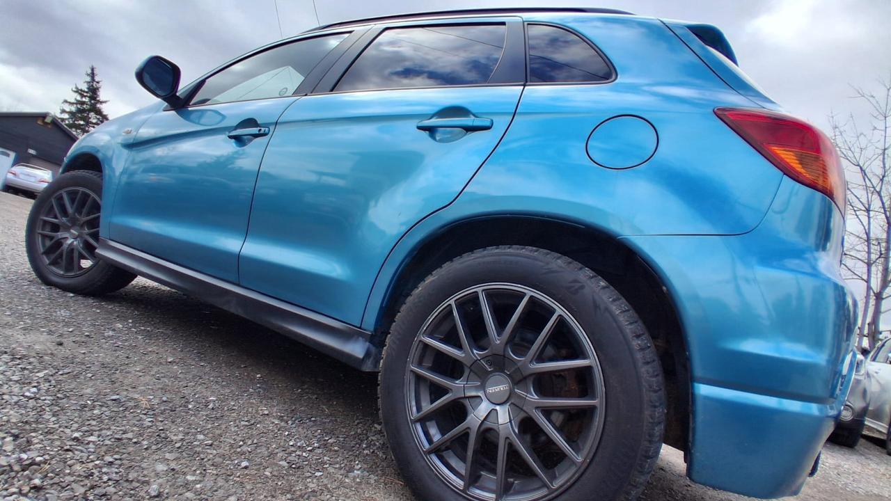 2011 Mitsubishi RVR GT Photo3