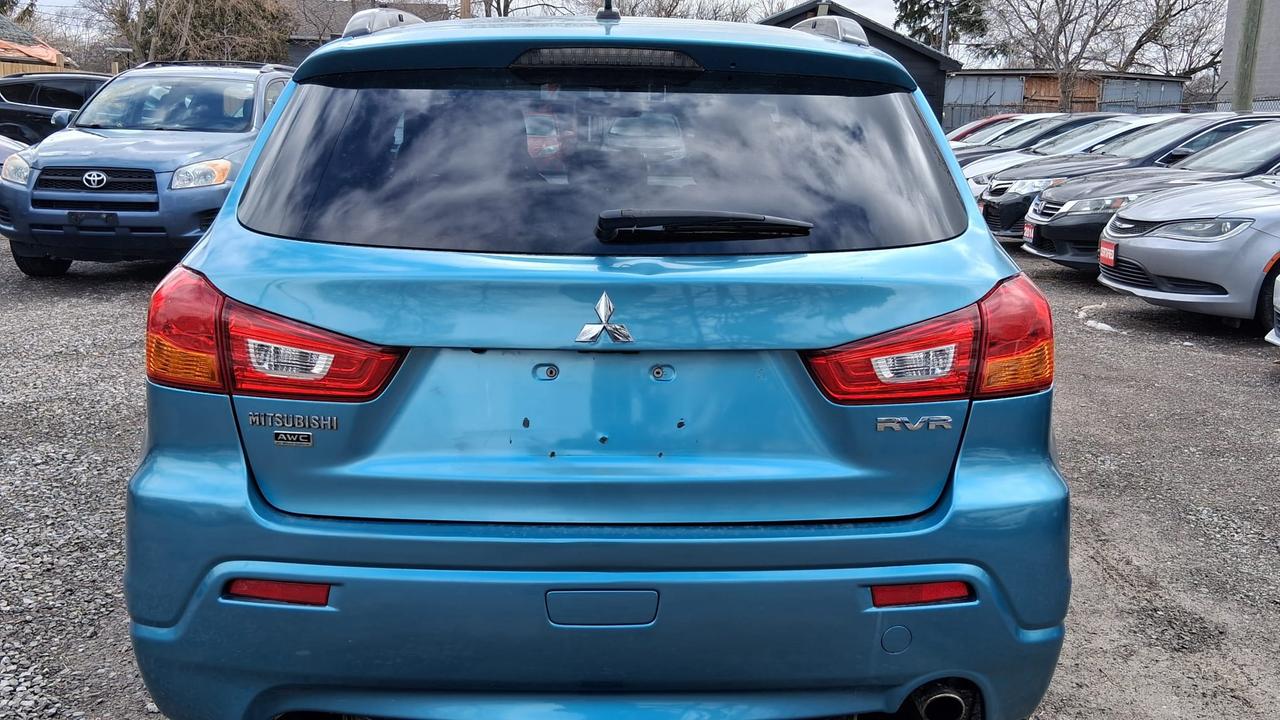 2011 Mitsubishi RVR GT Photo