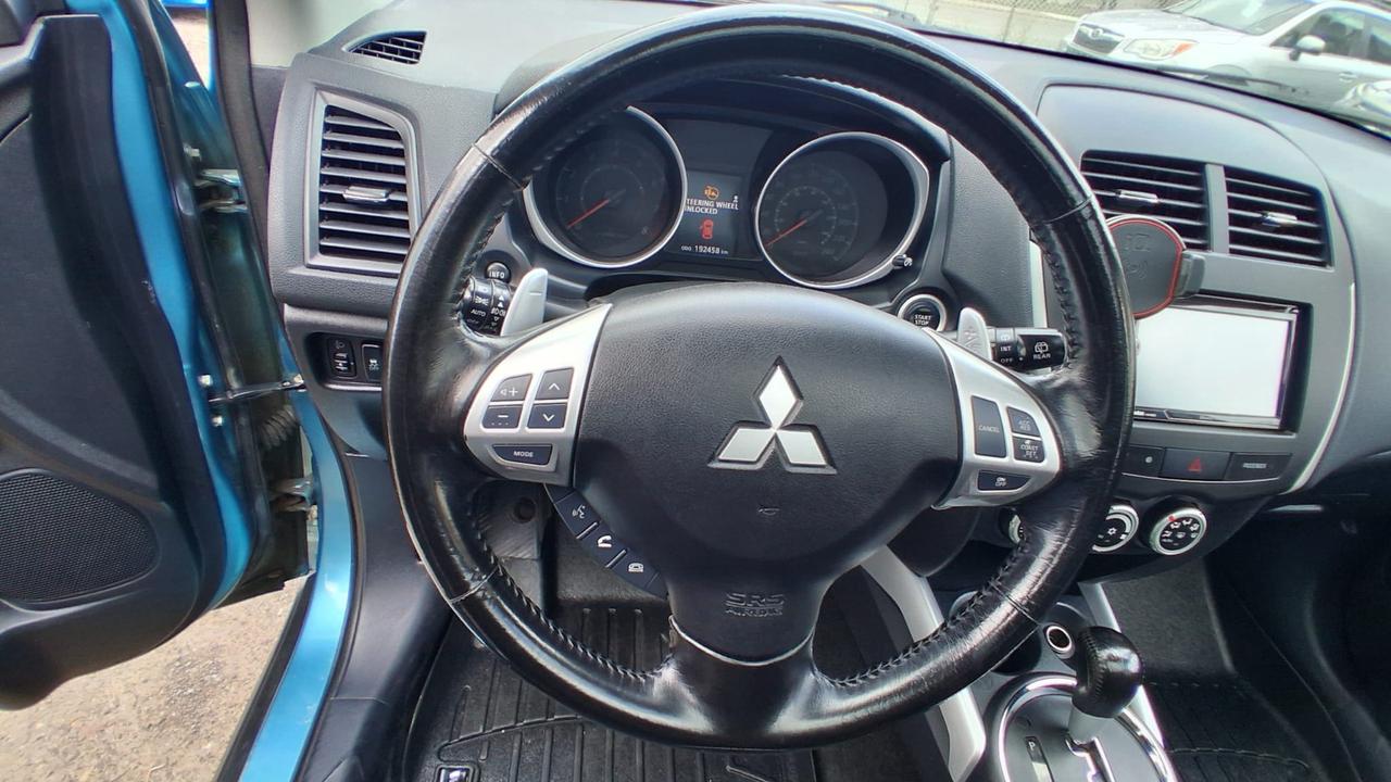 2011 Mitsubishi RVR GT Photo