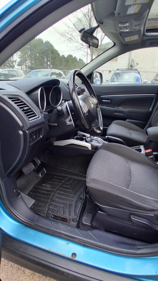 2011 Mitsubishi RVR GT Photo