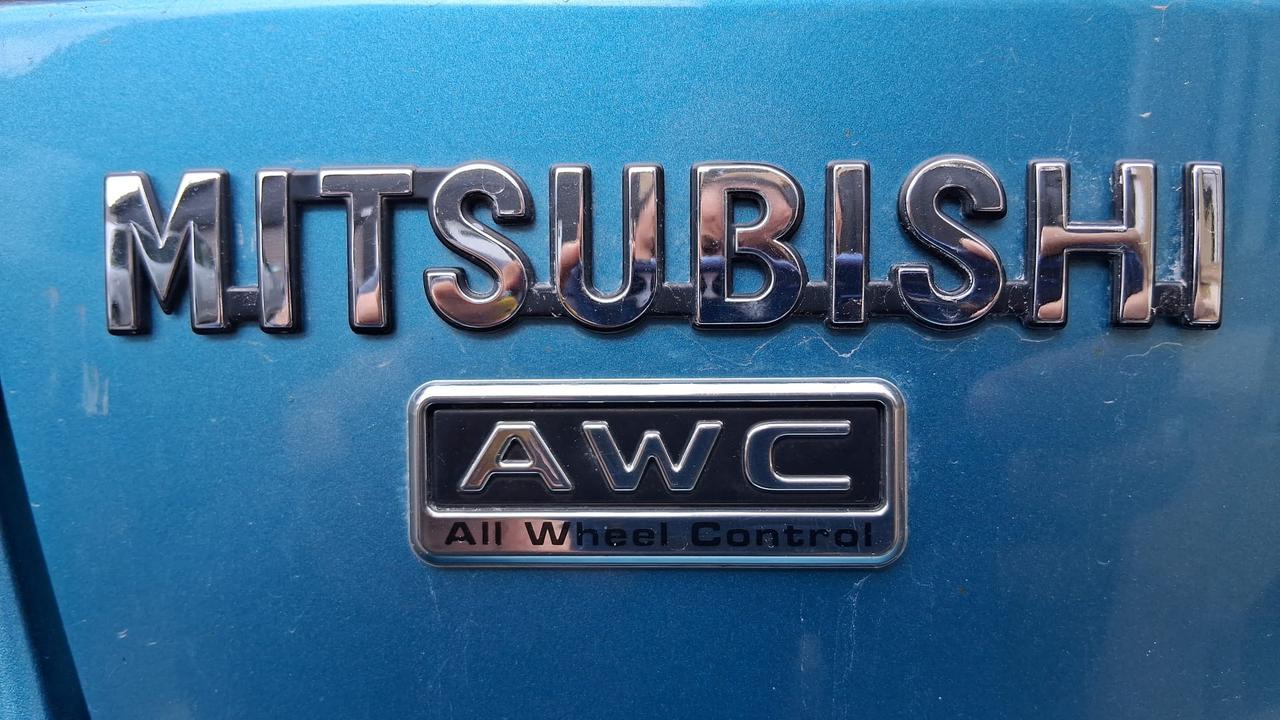 2011 Mitsubishi RVR GT Photo