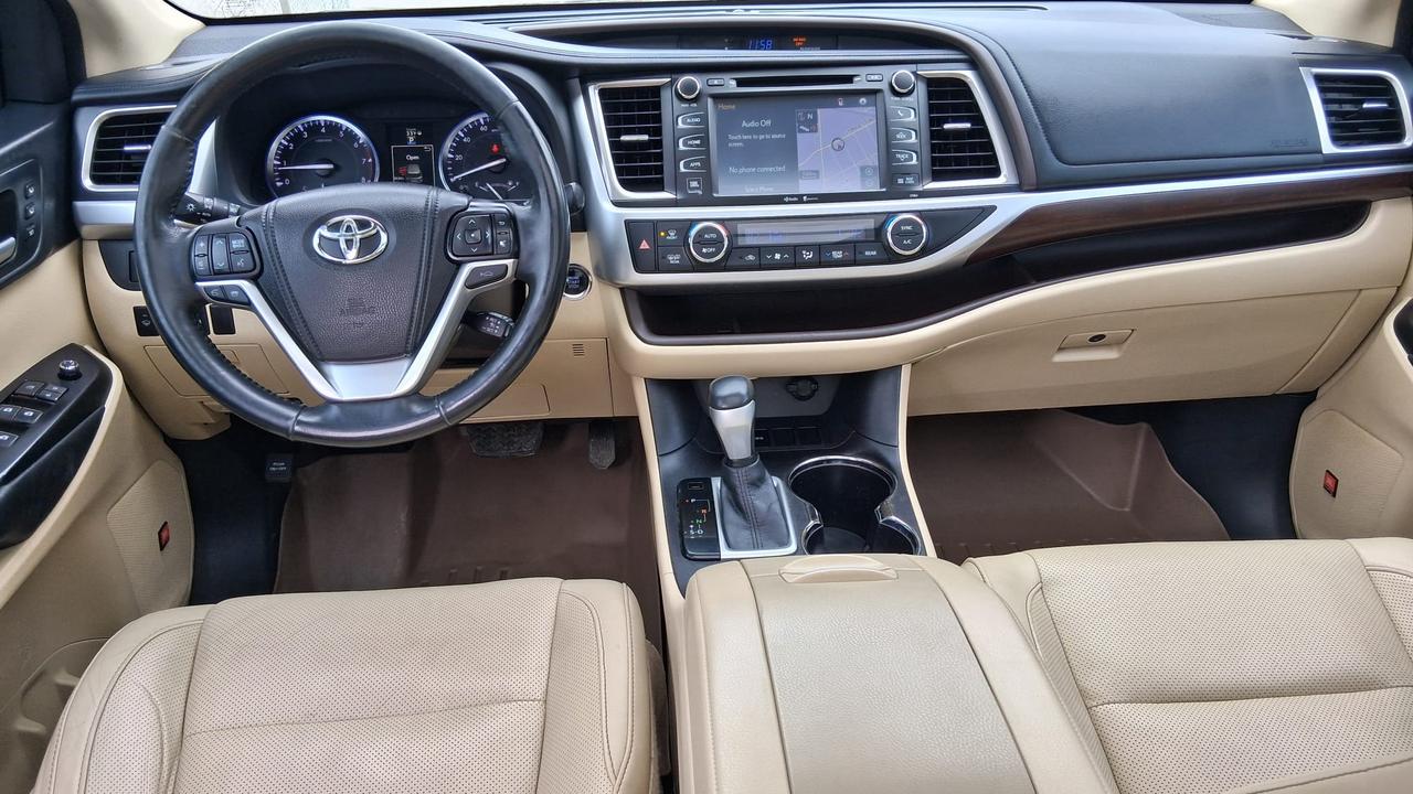 2015 Toyota Highlander LIMITED  Photo