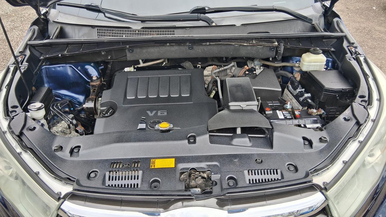 2015 Toyota Highlander LIMITED  Photo