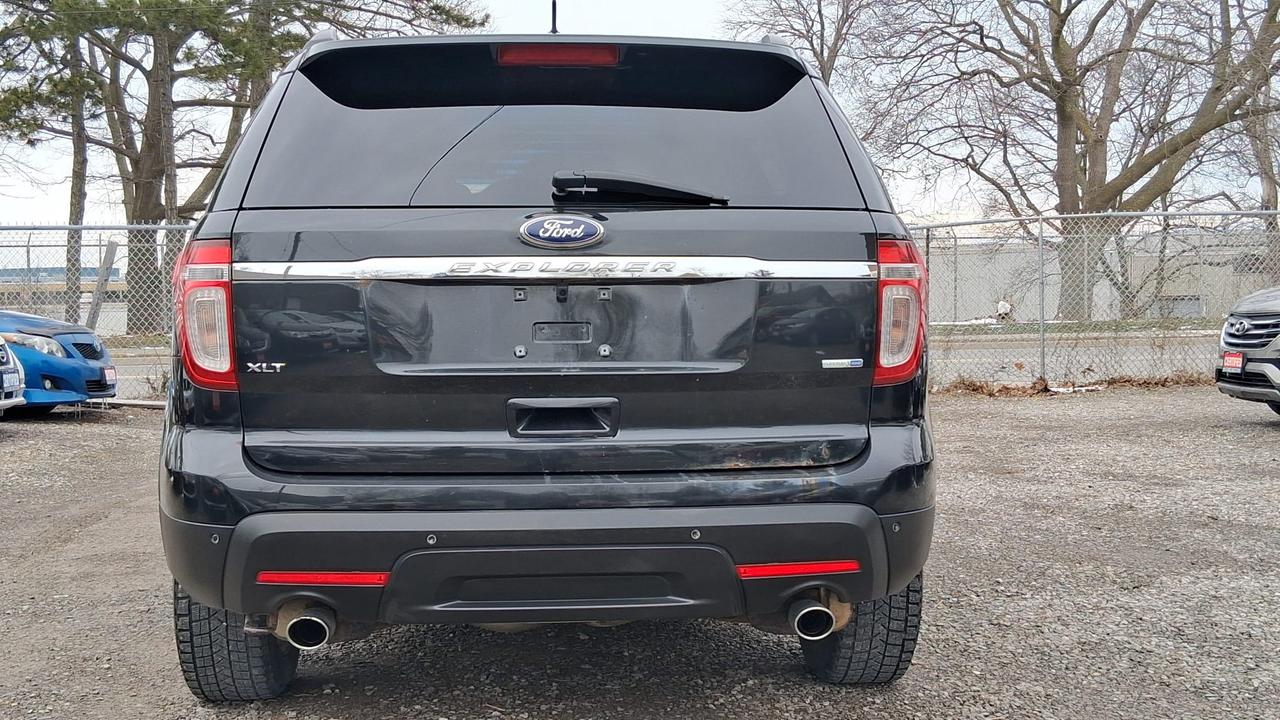 2013 Ford Explorer XLT Photo