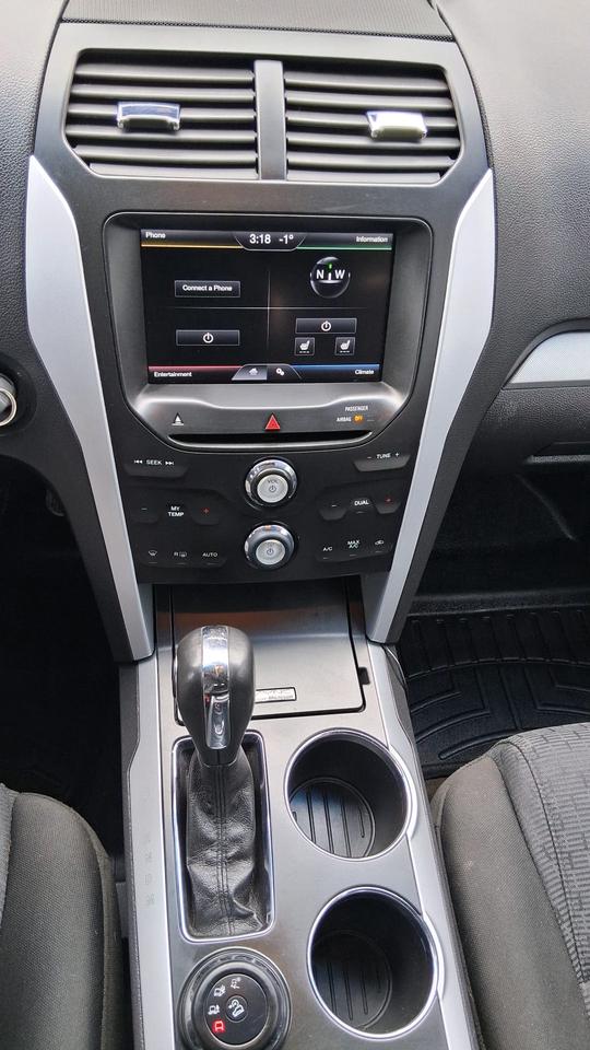 2013 Ford Explorer XLT Photo