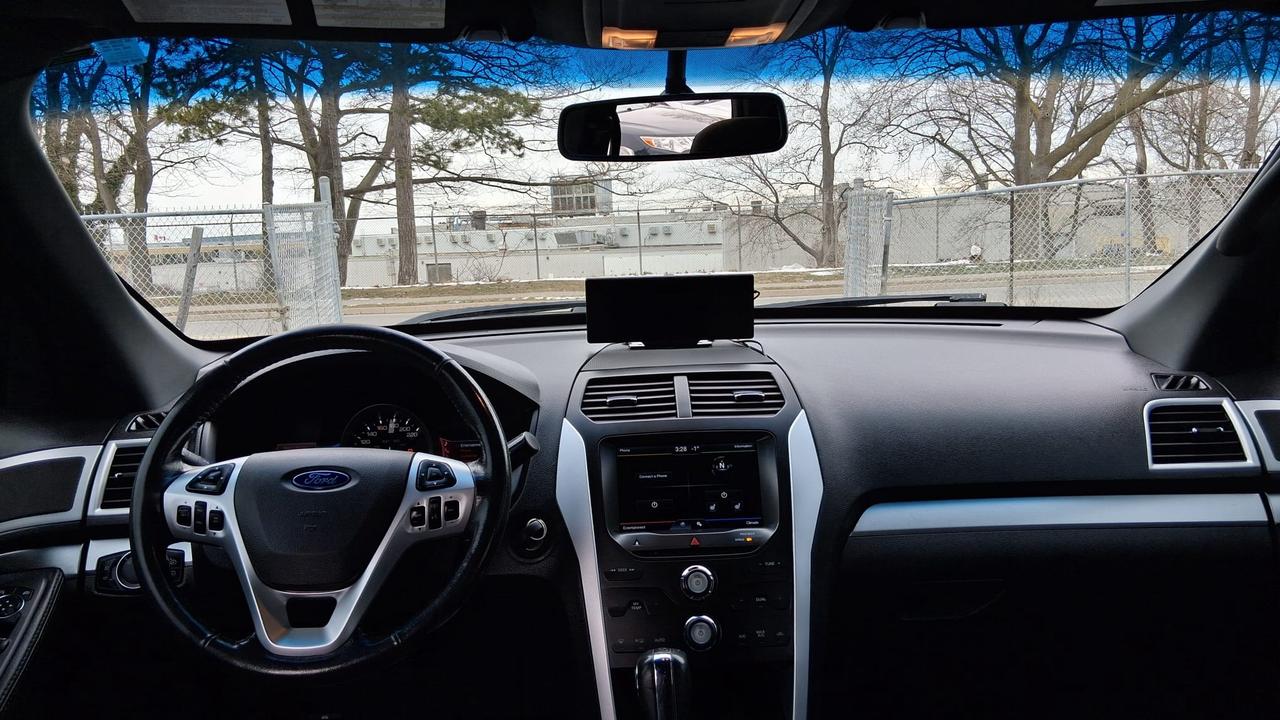 2013 Ford Explorer XLT Photo