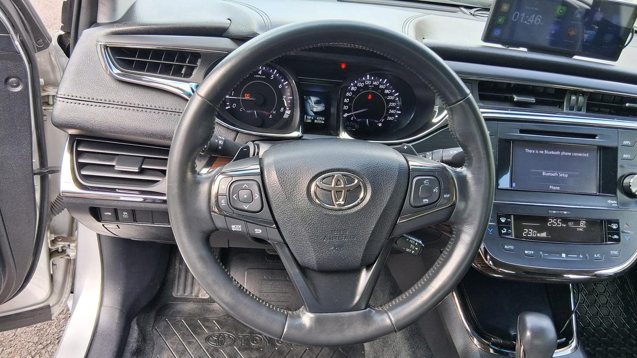 2013 Toyota Avalon XLE Photo