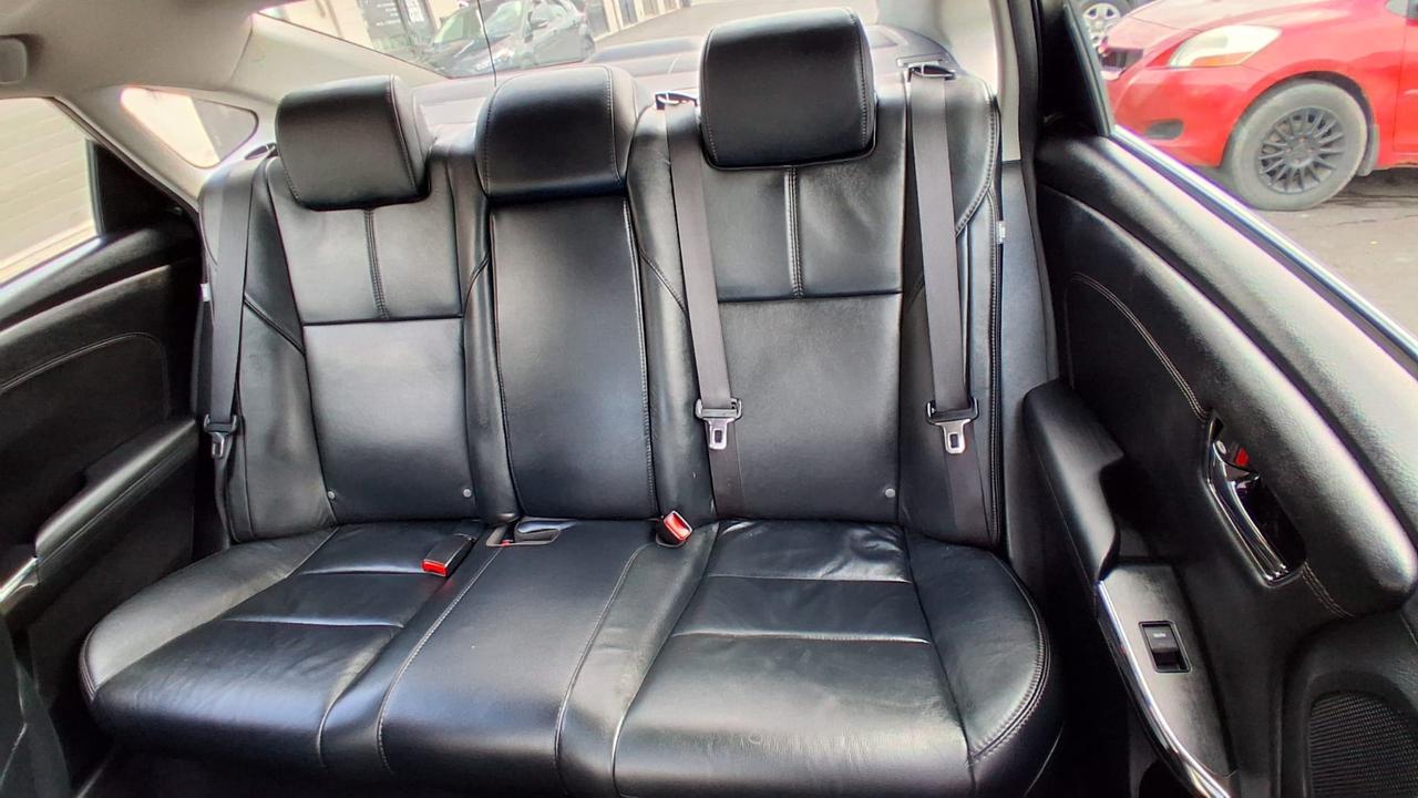 2013 Toyota Avalon XLE Photo