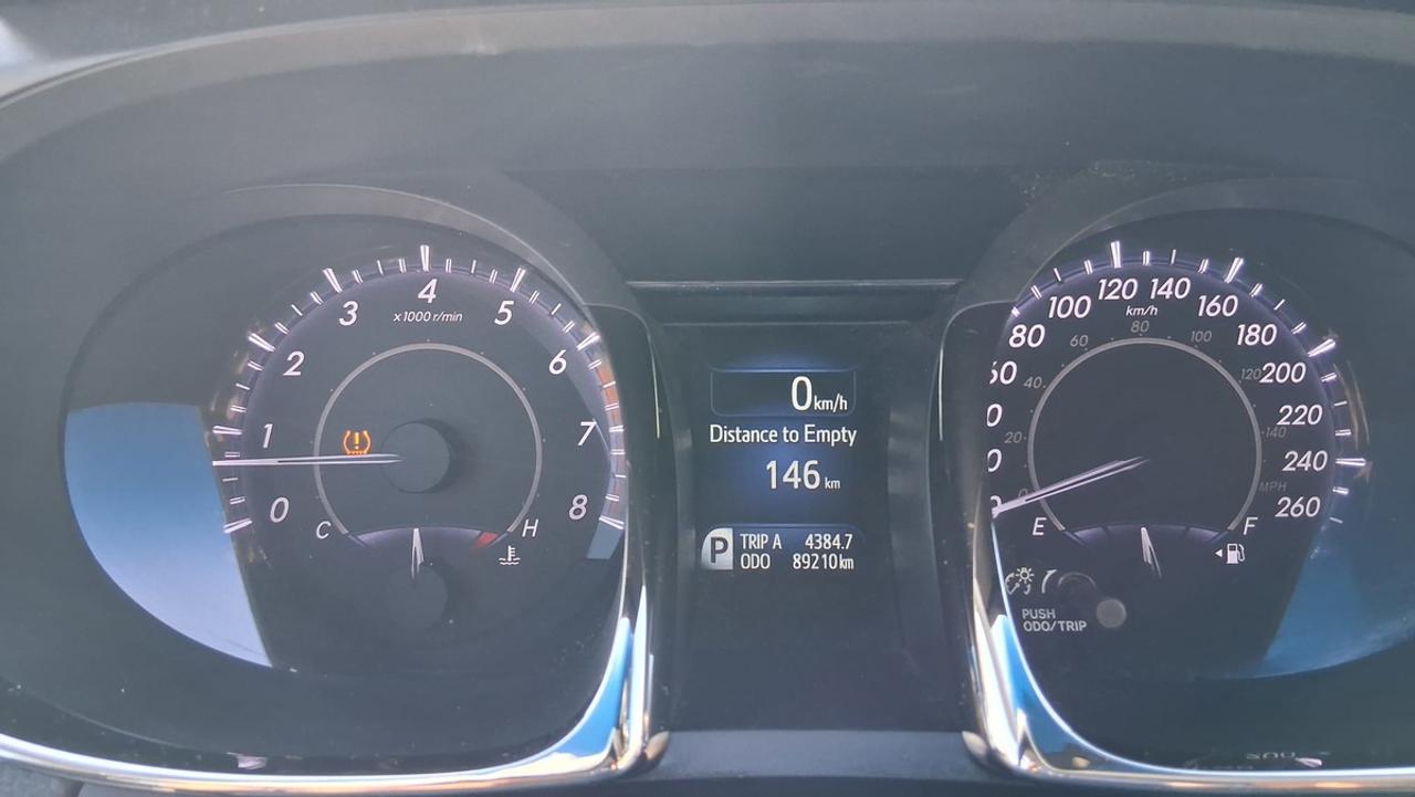 2013 Toyota Avalon XLE Photo