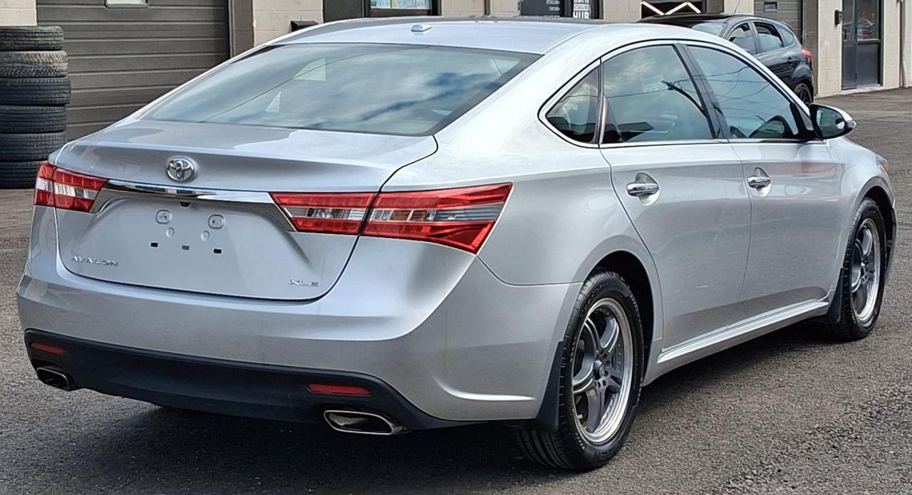 2013 Toyota Avalon XLE Photo