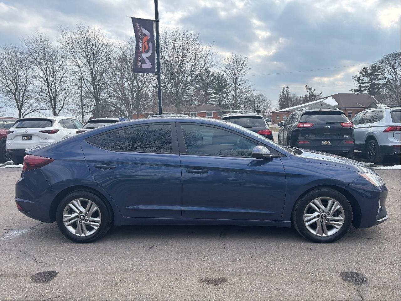 2019 Hyundai Elantra Preferred HEATED STEERING CARPLAY CLEAN CARF Photo