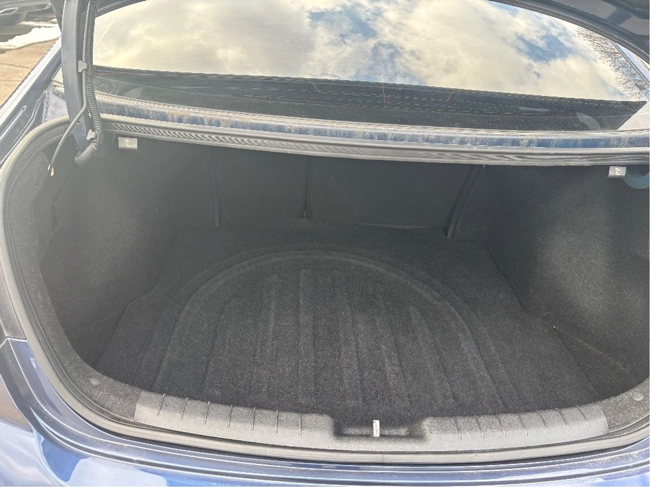 2019 Hyundai Elantra Preferred HEATED STEERING CARPLAY CLEAN CARF Photo