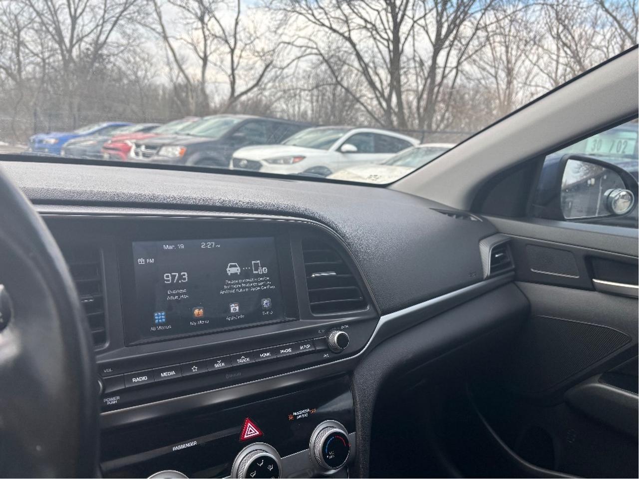 2019 Hyundai Elantra Preferred HEATED STEERING CARPLAY CLEAN CARF Photo