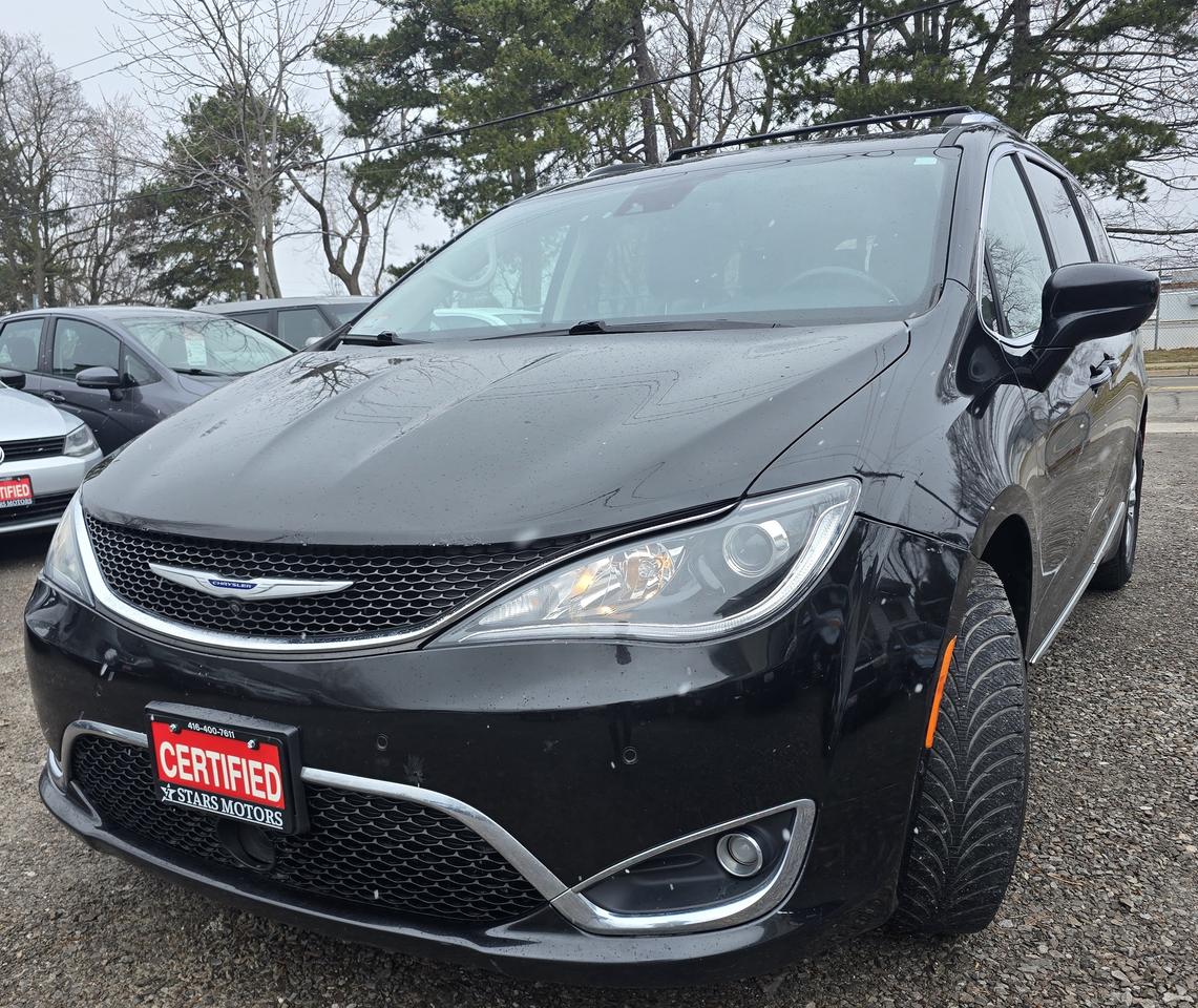 2019 Chrysler Pacifica Touring L Photo