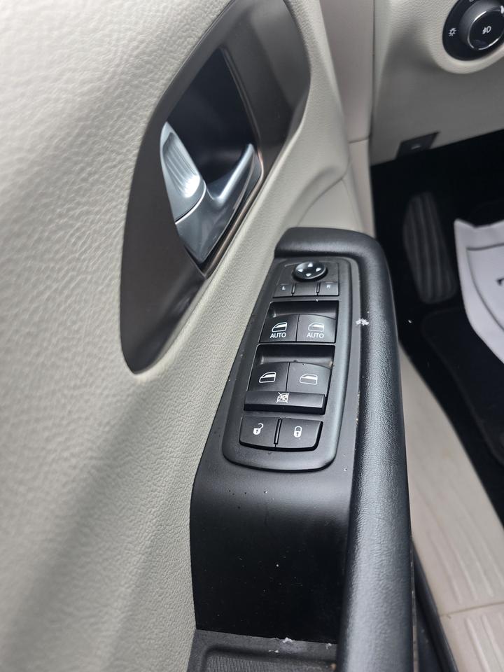 2019 Chrysler Pacifica Touring L Photo