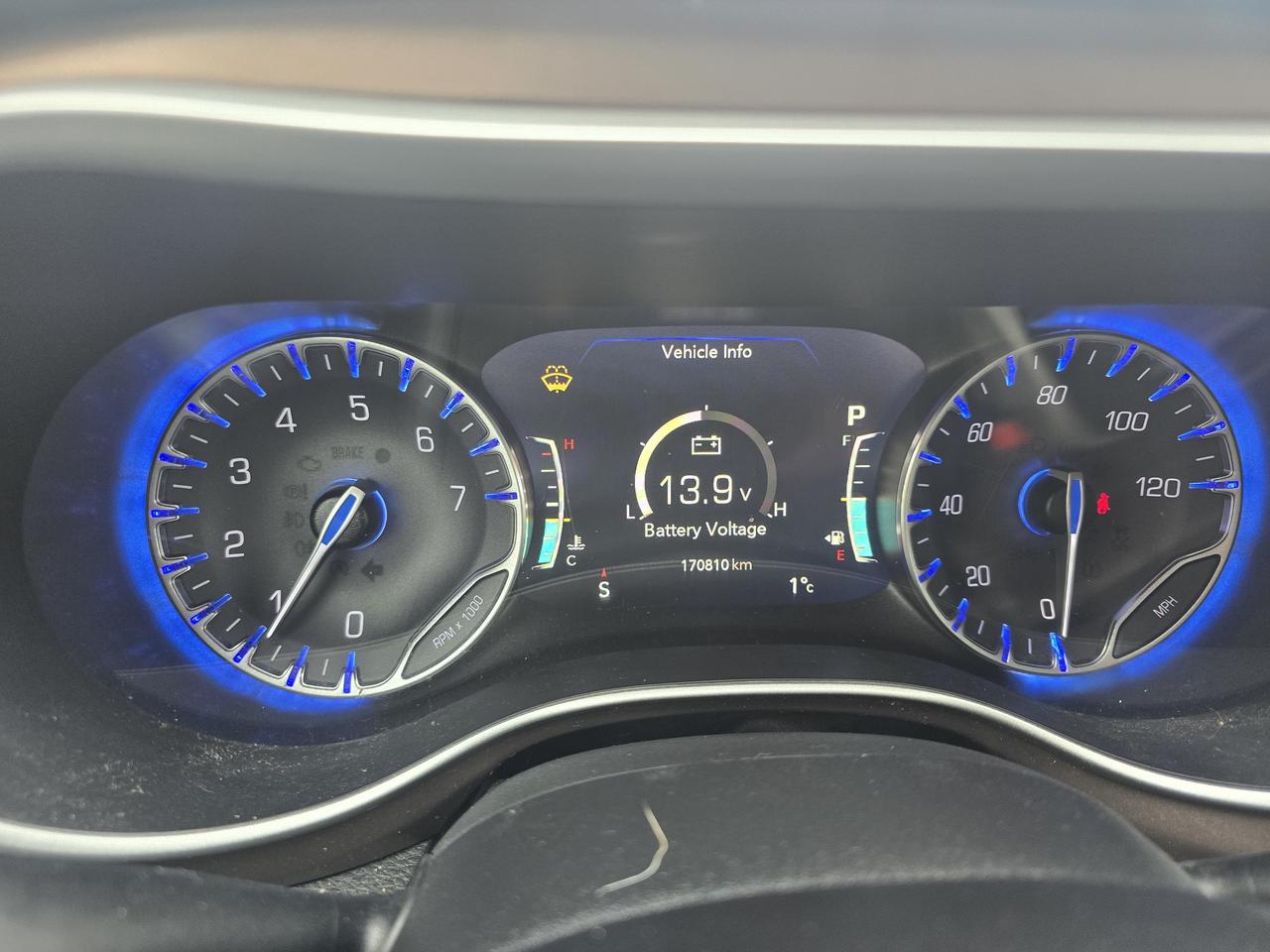 2019 Chrysler Pacifica Touring L Photo