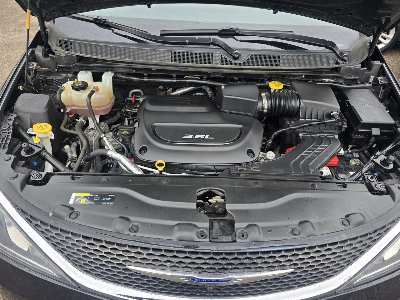 2019 Chrysler Pacifica Touring L Photo