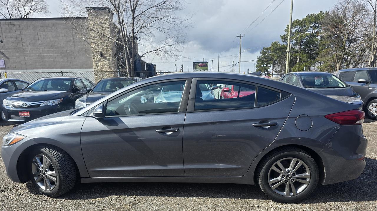 2018 Hyundai Elantra SEL Photo3