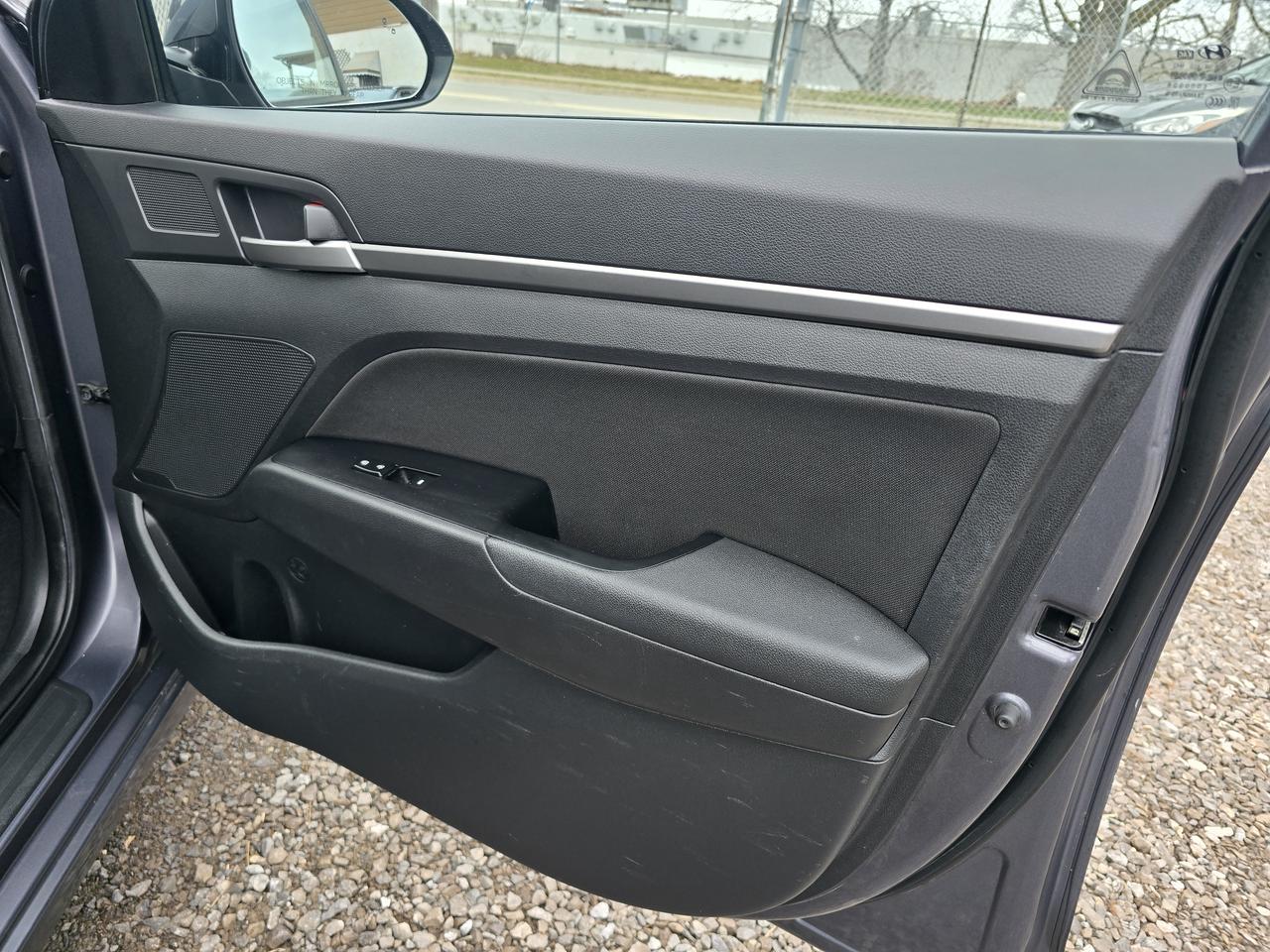 2018 Hyundai Elantra SEL Photo