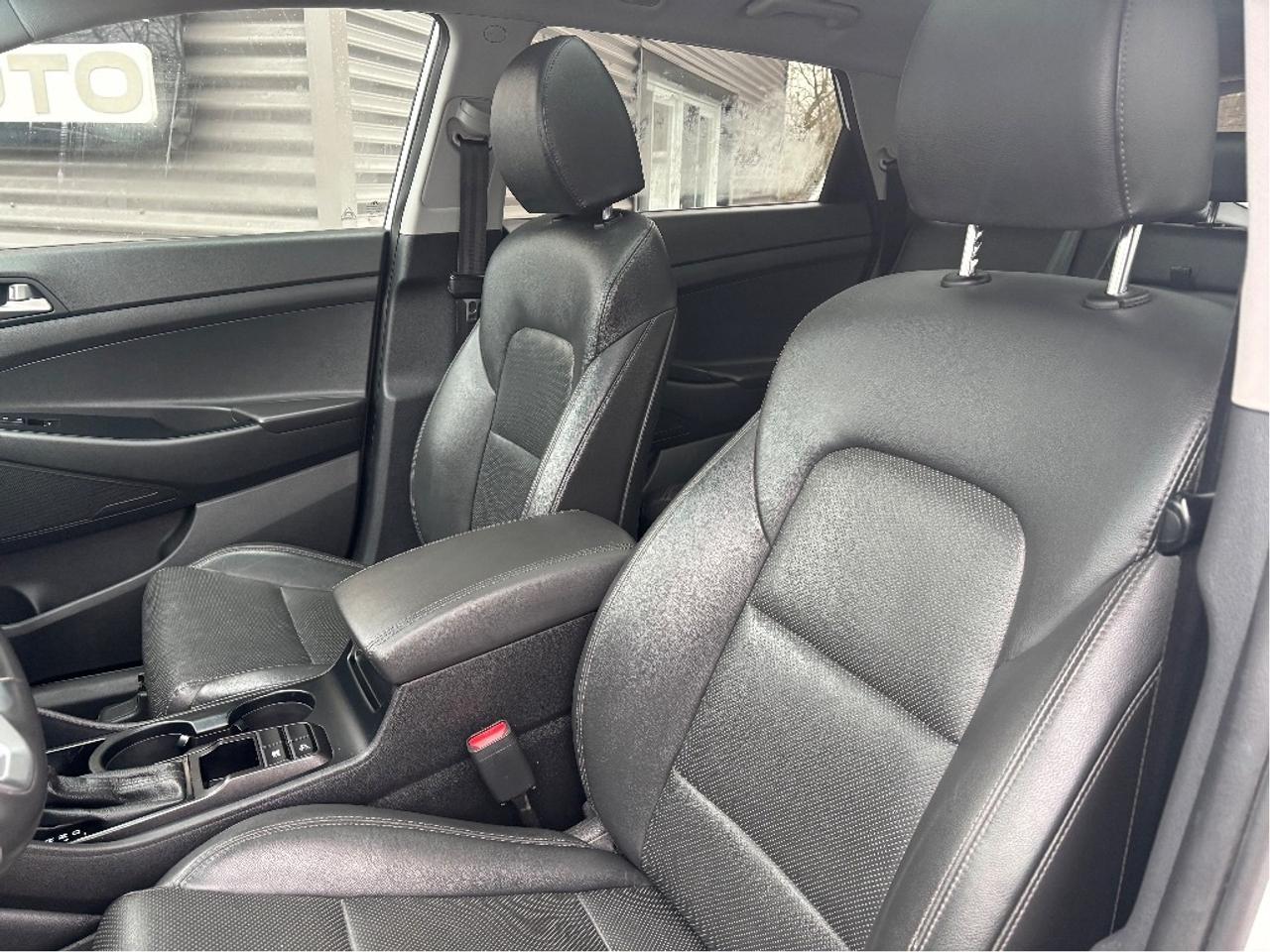 2021 Hyundai Tucson Preferred AWD LEATHER PANO ROOF ONE OWNER Photo