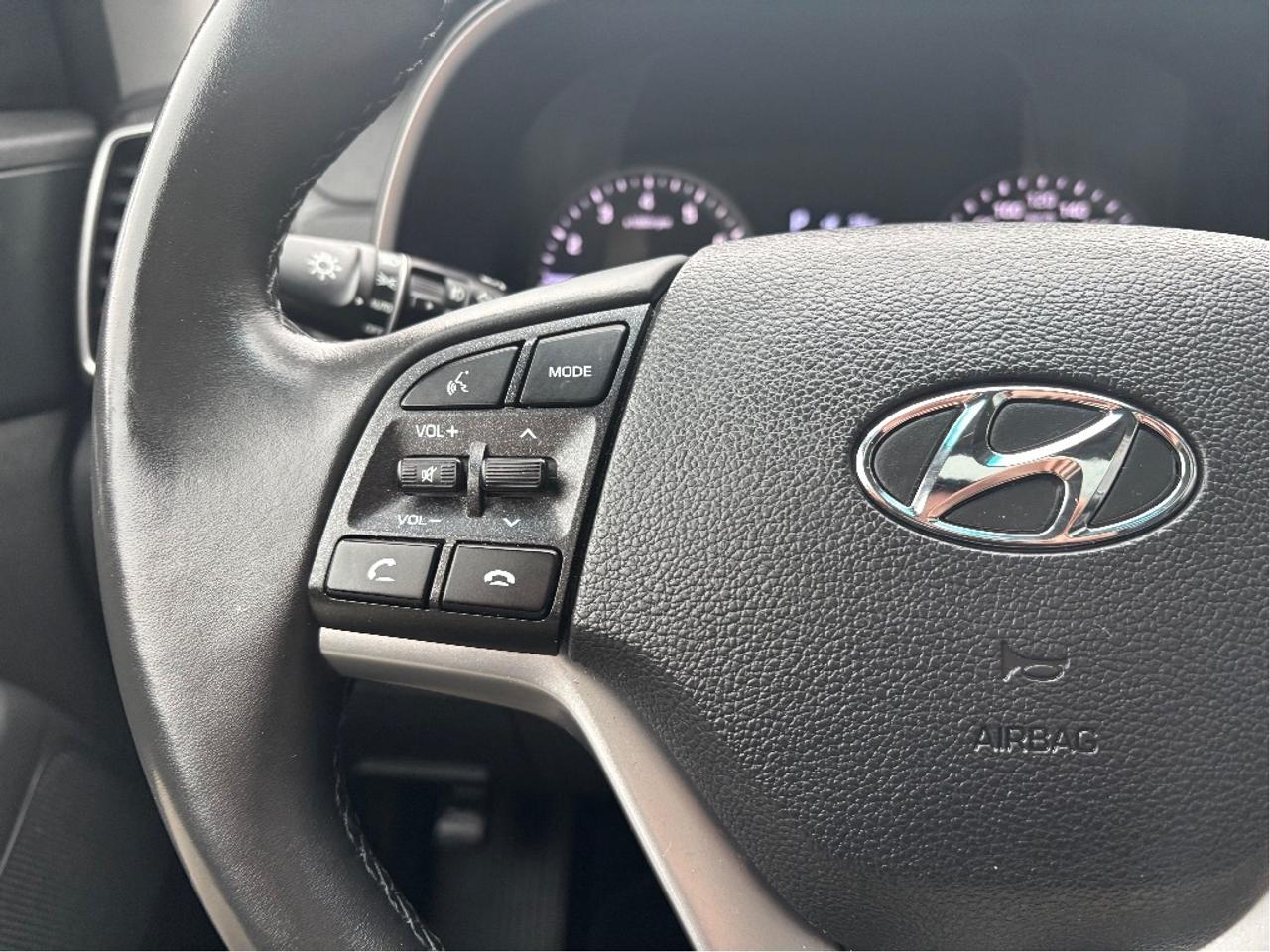 2021 Hyundai Tucson Preferred AWD LEATHER PANO ROOF ONE OWNER Photo