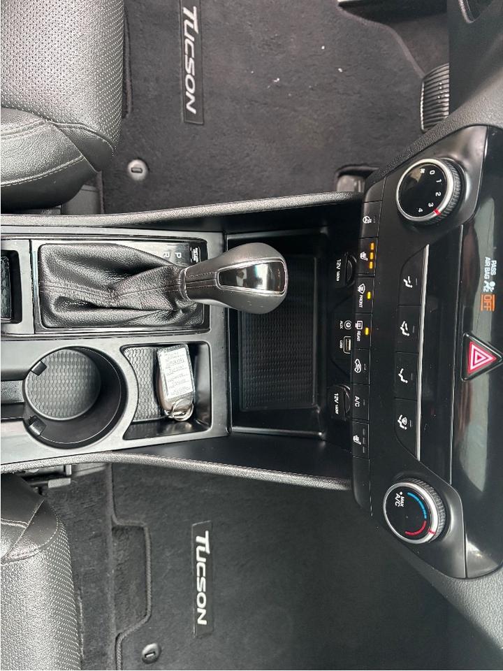 2021 Hyundai Tucson Preferred AWD LEATHER PANO ROOF ONE OWNER Photo