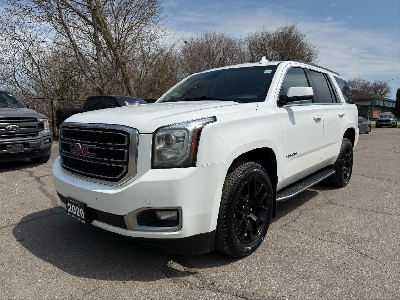 2020 GMC Yukon SLT 7 PASS DRIVER ALERT PKG LEATHER NAV Photo