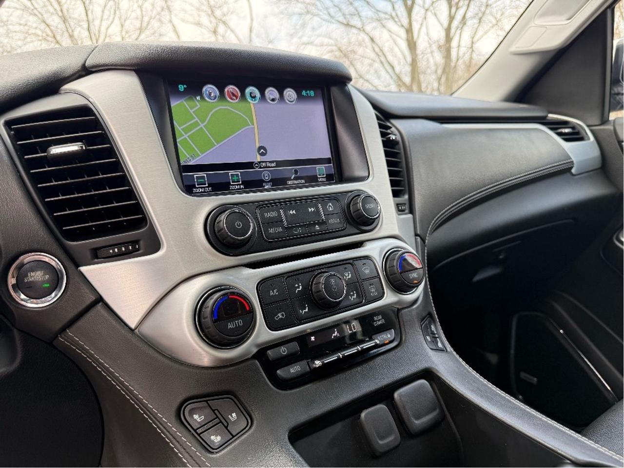 2020 GMC Yukon SLT 7 PASS DRIVER ALERT PKG LEATHER NAV Photo