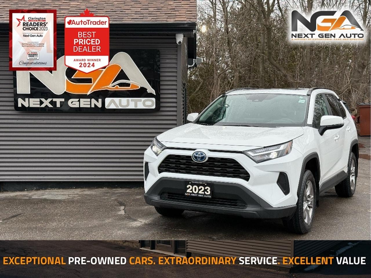 2023 Toyota RAV4 Hybrid XLE AWD HEATED STEERING ROOF ONE OWNER CLEA Photo