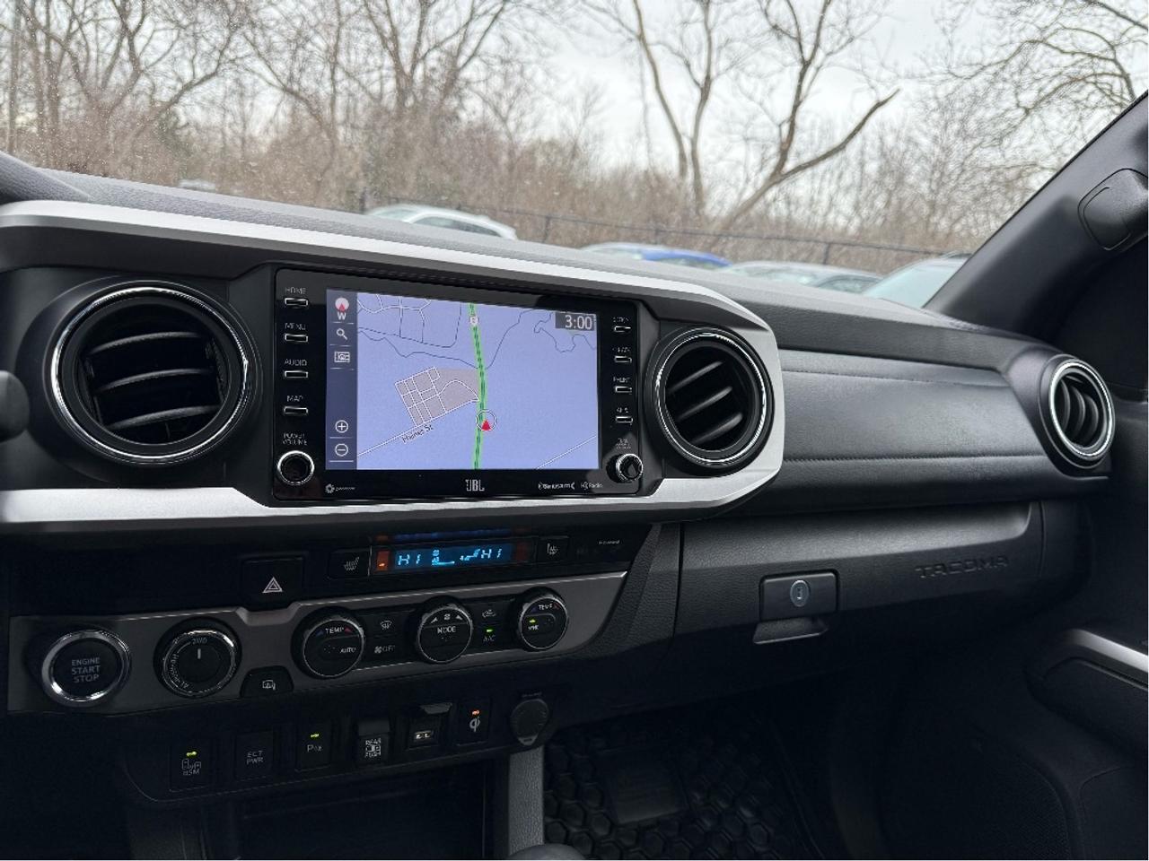 2023 Toyota Tacoma Nightshade V6 LEATHER NAV ROOF CLEAN CARFA Photo