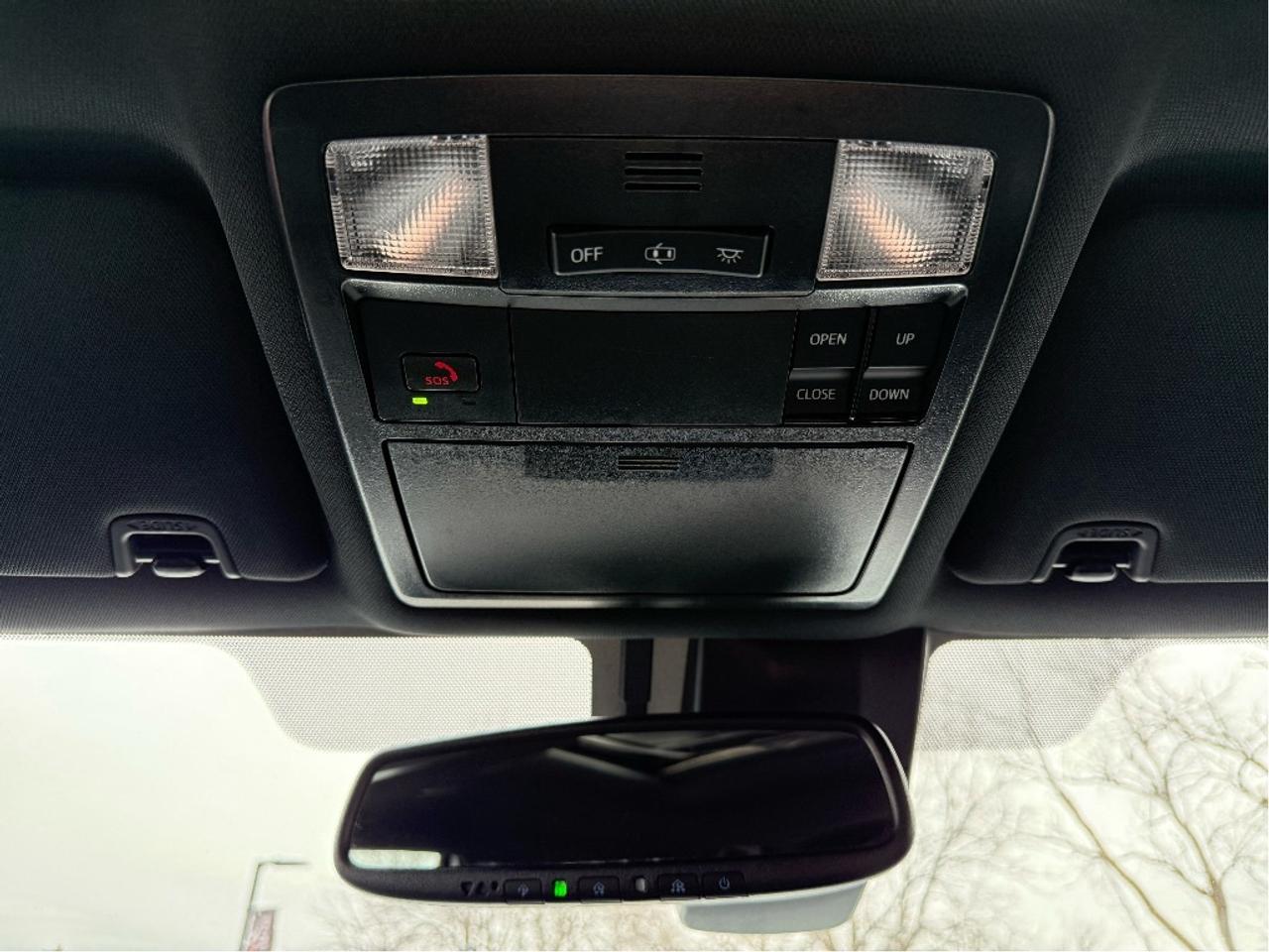 2023 Toyota Tacoma Nightshade V6 LEATHER NAV ROOF CLEAN CARFA Photo