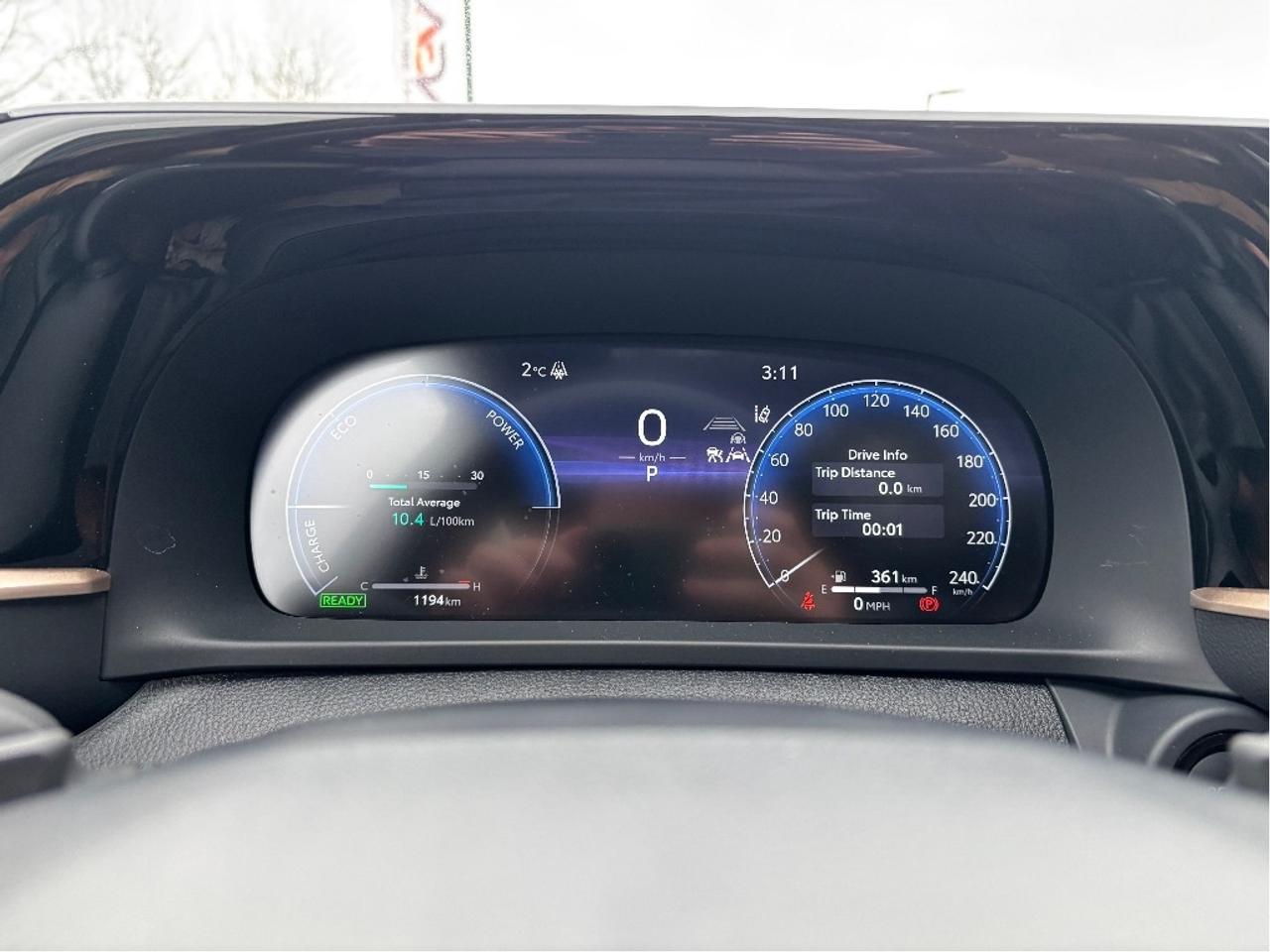 2025 Toyota Crown Signia Limited AWD ONLY 1194 KM!! TAN LEATHER PANO RO Photo