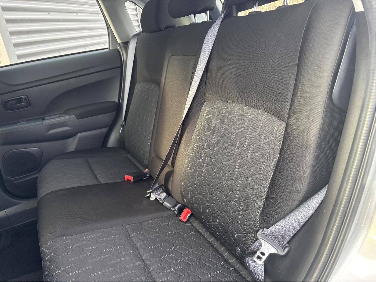 2024 Mitsubishi RVR ES 4WD CARPLAY HEATED SEATS CLEAN CARFAX Photo