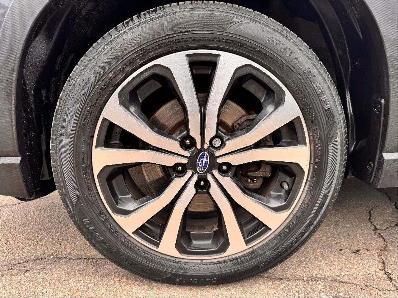 2020 Subaru Forester Limited AWD LEATHER ROOF NAV MEMORY SEAT Photo