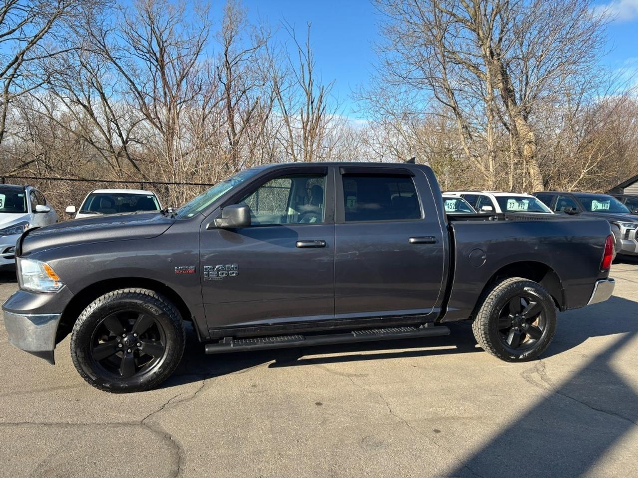 2019 RAM 1500 Classic SLT POWER DRIVER SEAT 8 INCH DISPLAY CLEAN CARF Photo