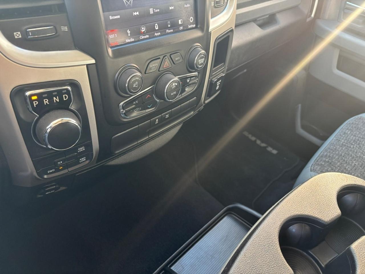 2019 RAM 1500 Classic SLT POWER DRIVER SEAT 8 INCH DISPLAY CLEAN CARF Photo